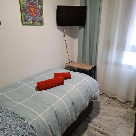 Habitacion Particular Con Bano Privado Seville Exterior photo